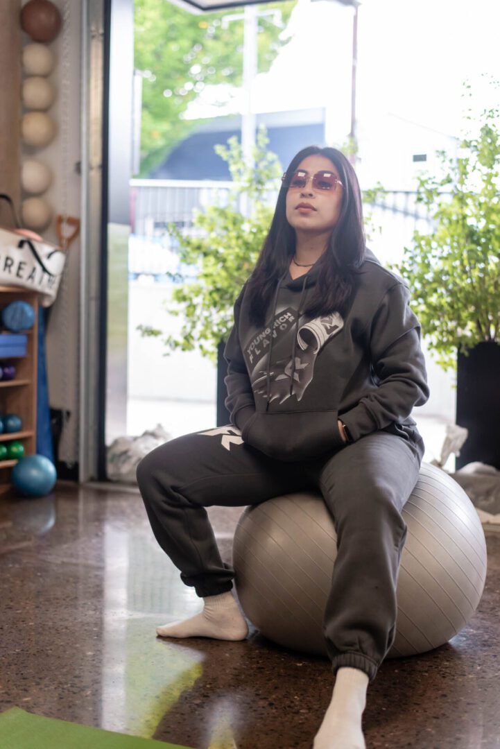 YRF Women's Hoodie & Sweatpants set - Image 3